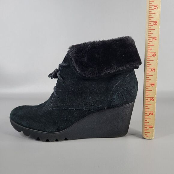 Donald J Pliner Maxxi Ankle Boots Wedge Lace Up Black Suede Size 8 M Faux Fur - Picture 12 of 14